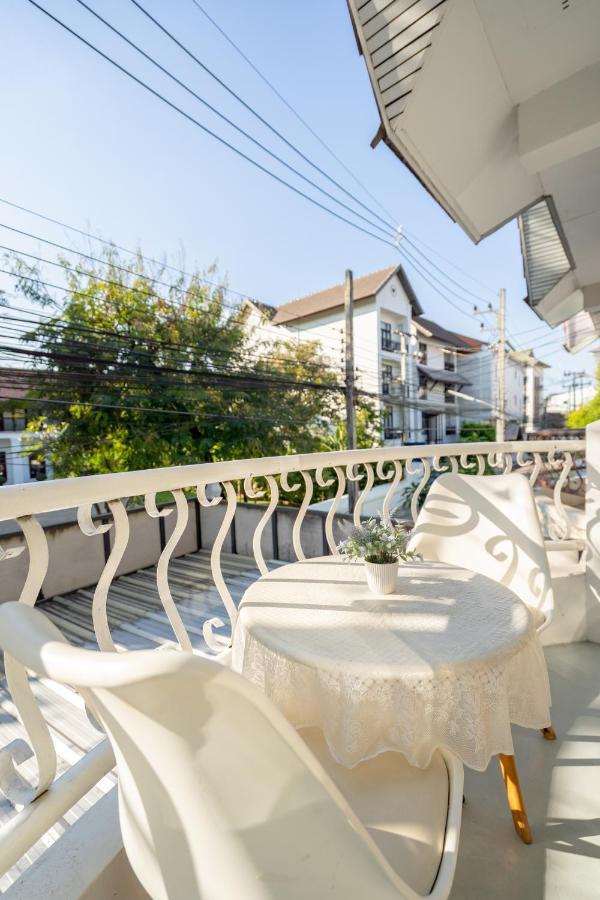 B House Chiang Mai Thailand Buitenkant foto